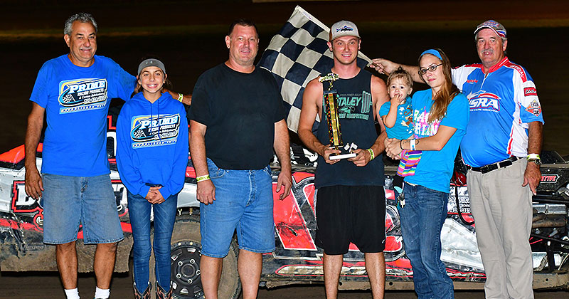 Blake Pierce won the Out-Pace USRA B-Mod feature.