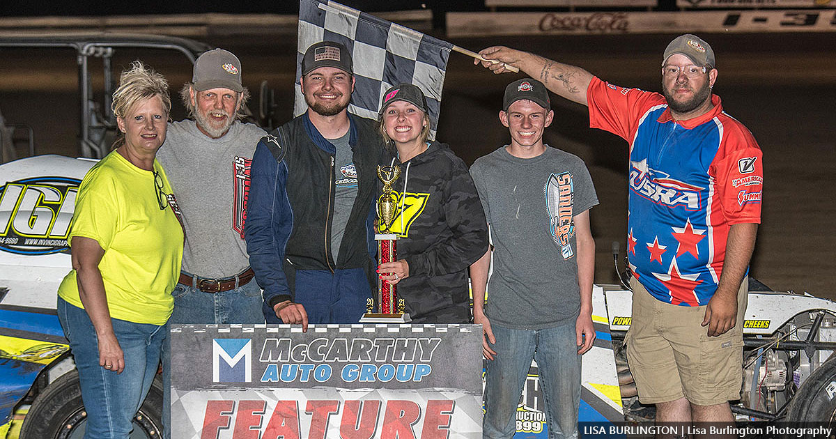 Houston Johnson won the USRA Modified main event.