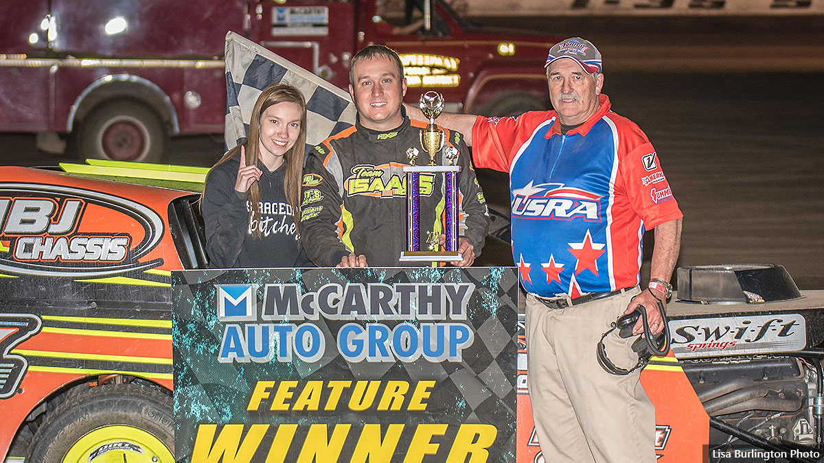 Ethan Isaacs won the USRA B-Mod main event.