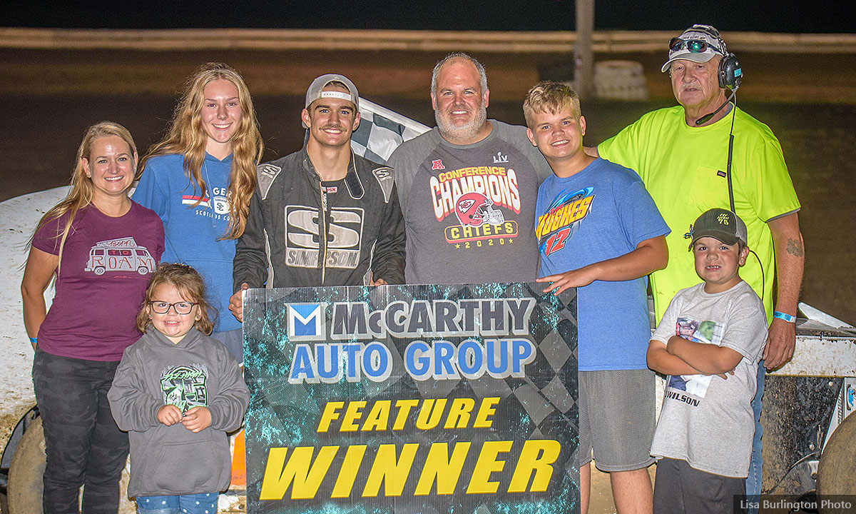 Jadin Fuller won the USRA Modified main event.