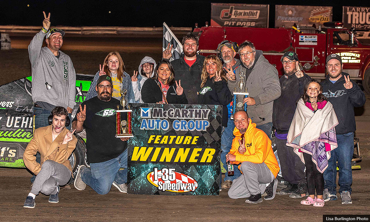 Tyler Cadwallader won the USRA B-Mod main event and makeup feature from Oct. 14