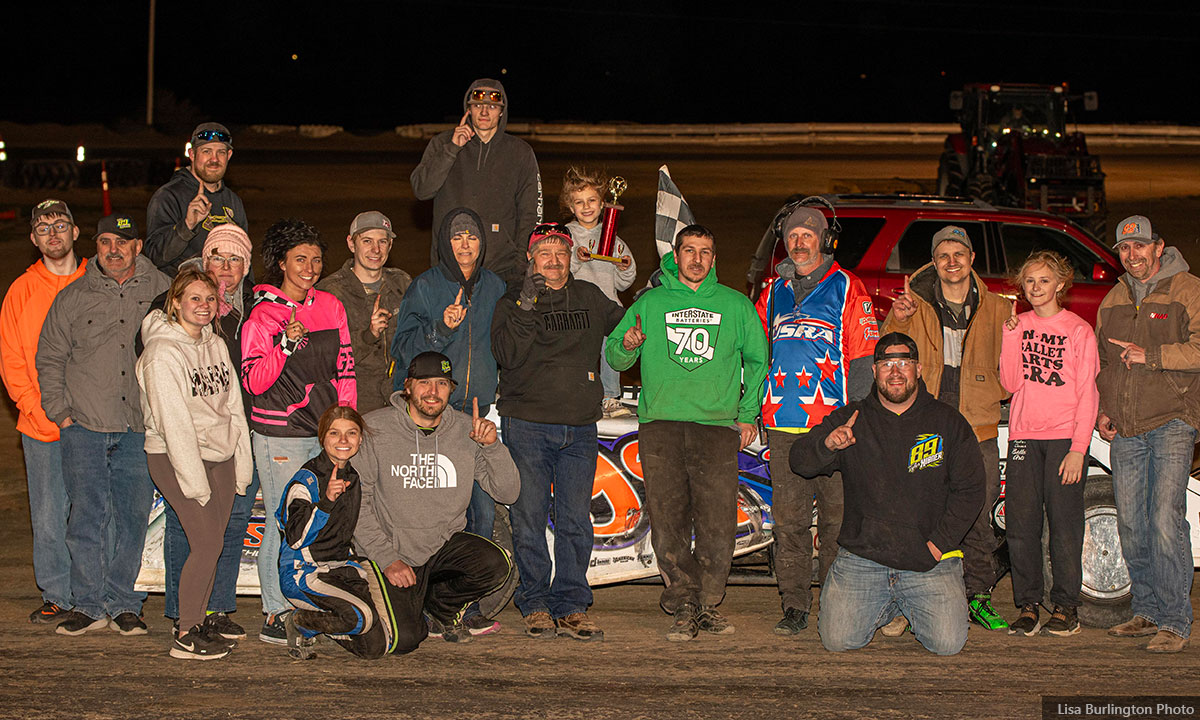 Tyler Grooms USRA Modified main event.