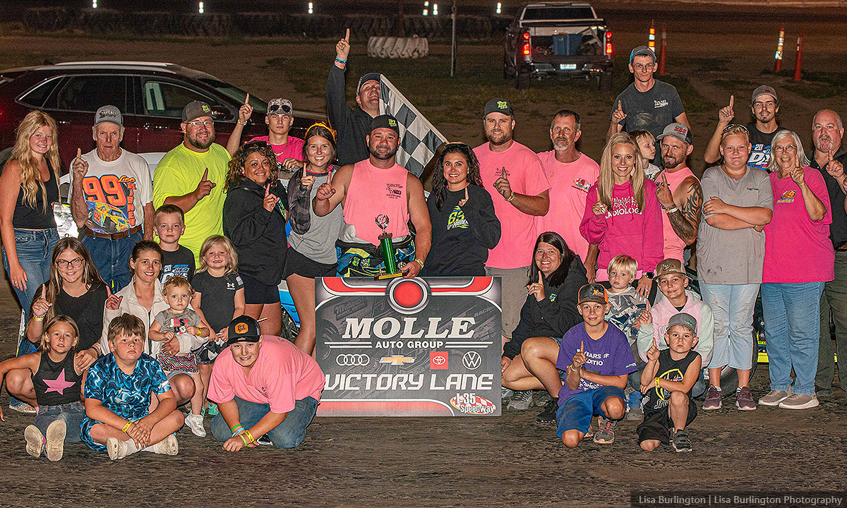 Tyler Hibner won the USRA Modified main event.