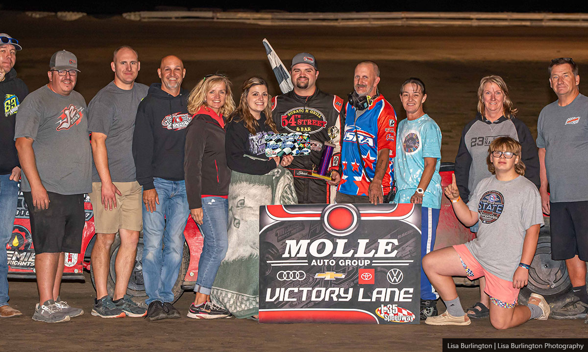 Shadren Turner won the USRA Modified main event.