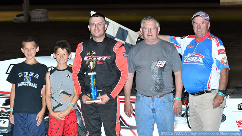 Dennis Elliott won the USRA Modified feature.