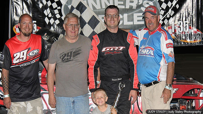 Dennis Elliott won the USRA Modified feature.